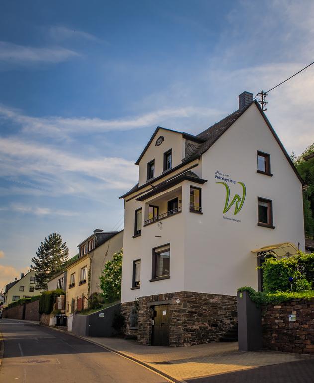Ferienwohnungen Haus Am Wuerzlaysteig Lehmen 외부 사진